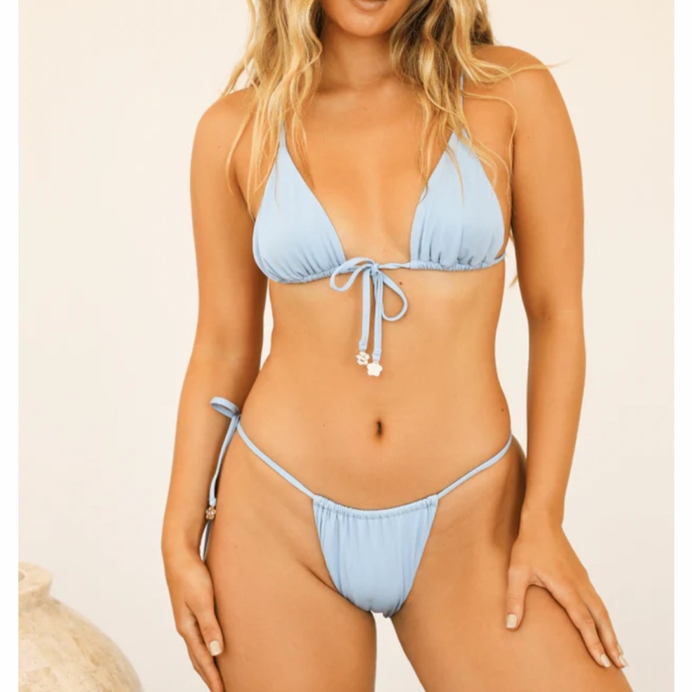 Dippin Daisys Cove Top XL and Infinite Bottom L